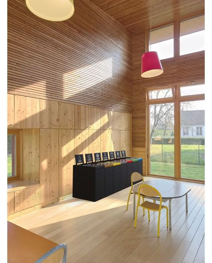 Poubelle fiable, parfait pour les besoins bureautiques Poubelle fiable, parfait pour les besoins bureautiques