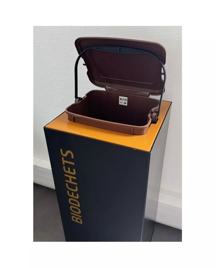 Poubelle essentiel pour optimiser l'organisation de bureau Poubelle essentiel pour optimiser l'organisation de bureau