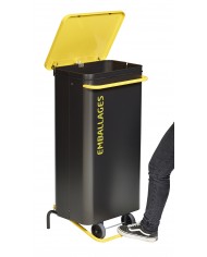 Poubelle conçu pour un usage intensif dans un cadre de bureau